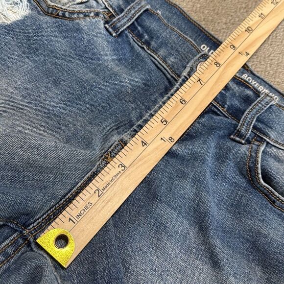 Old Navy Boyfriend Distressed Comfort Jean Shorts size 4 - Picture 10 of 12